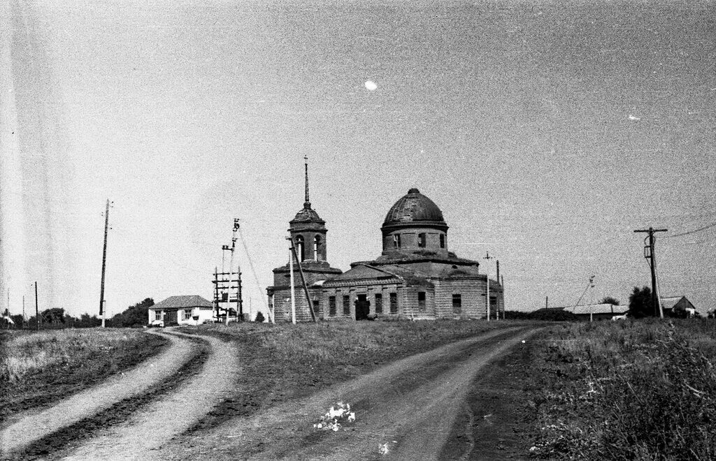 Верхняя колыбелька липецкая. Храм Рождества Христова верхняя колыбелька. Липецкая область Хлевенский район село верхняя колыбелька. Церковь Рождества Христова в селе верхняя колыбелька.