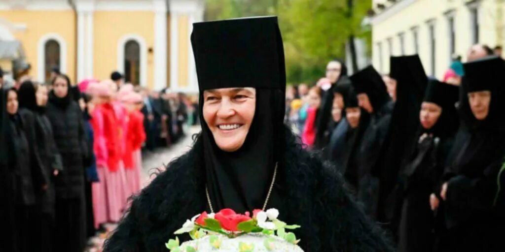 Игуменья у католиков. Игуменья михаила. Игумения даниила переславль залесский. Игуменья у католиков. Игумения георгия горненский монастырь.
