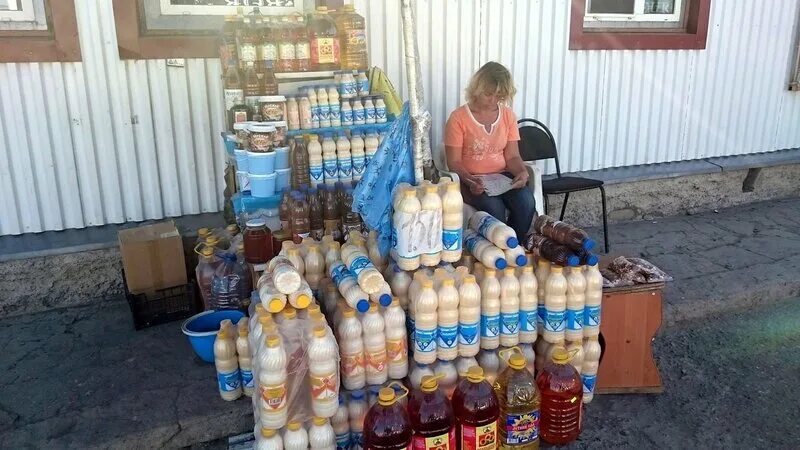 колхозный рынок тольятти. ростовская ярмарка 19 века. центральный рынок иваново в ссср. где были ярмарки в деревнях. ярмарка в селе.