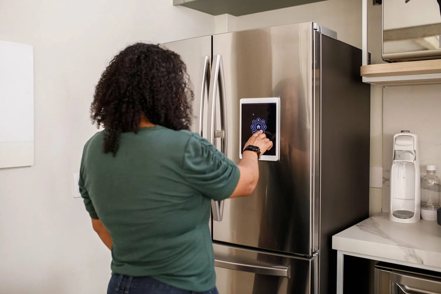 Сколько живут холодильники