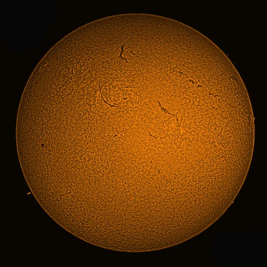 Солнце через телескоп. Меркурий транзит. Меркурий по диску солнца. Как выглядит солнце на меркурий. Транзит меркурия по диску солнца.