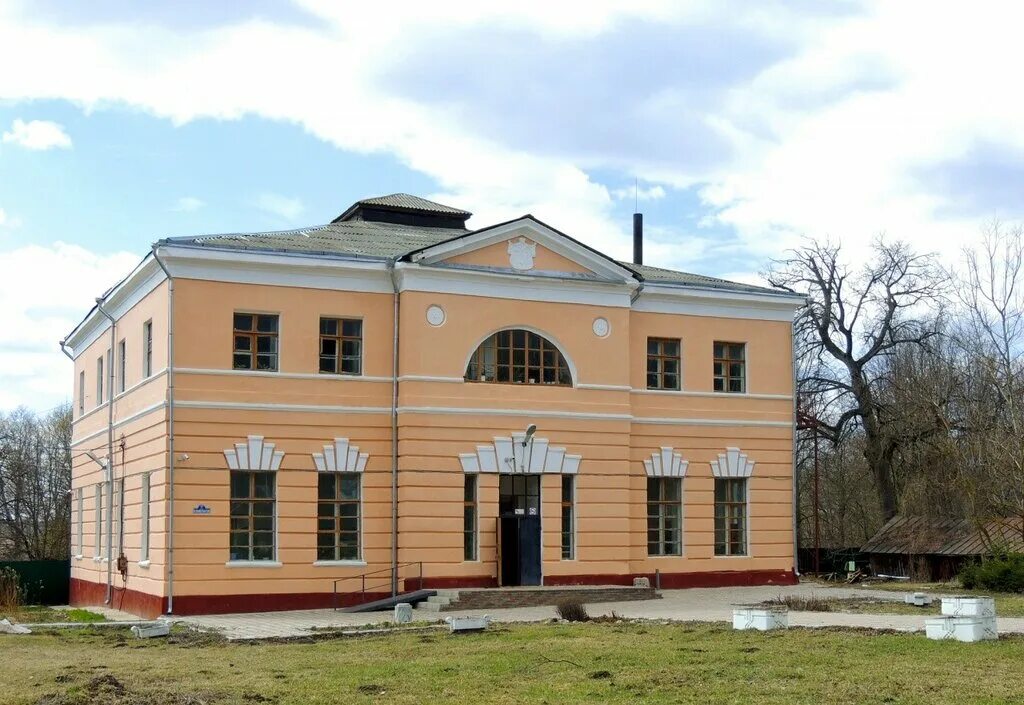 красный городок ферзиковский район. городок калужская область. спас на угре калужская область. красный городок калужская область. таруса интересные места.