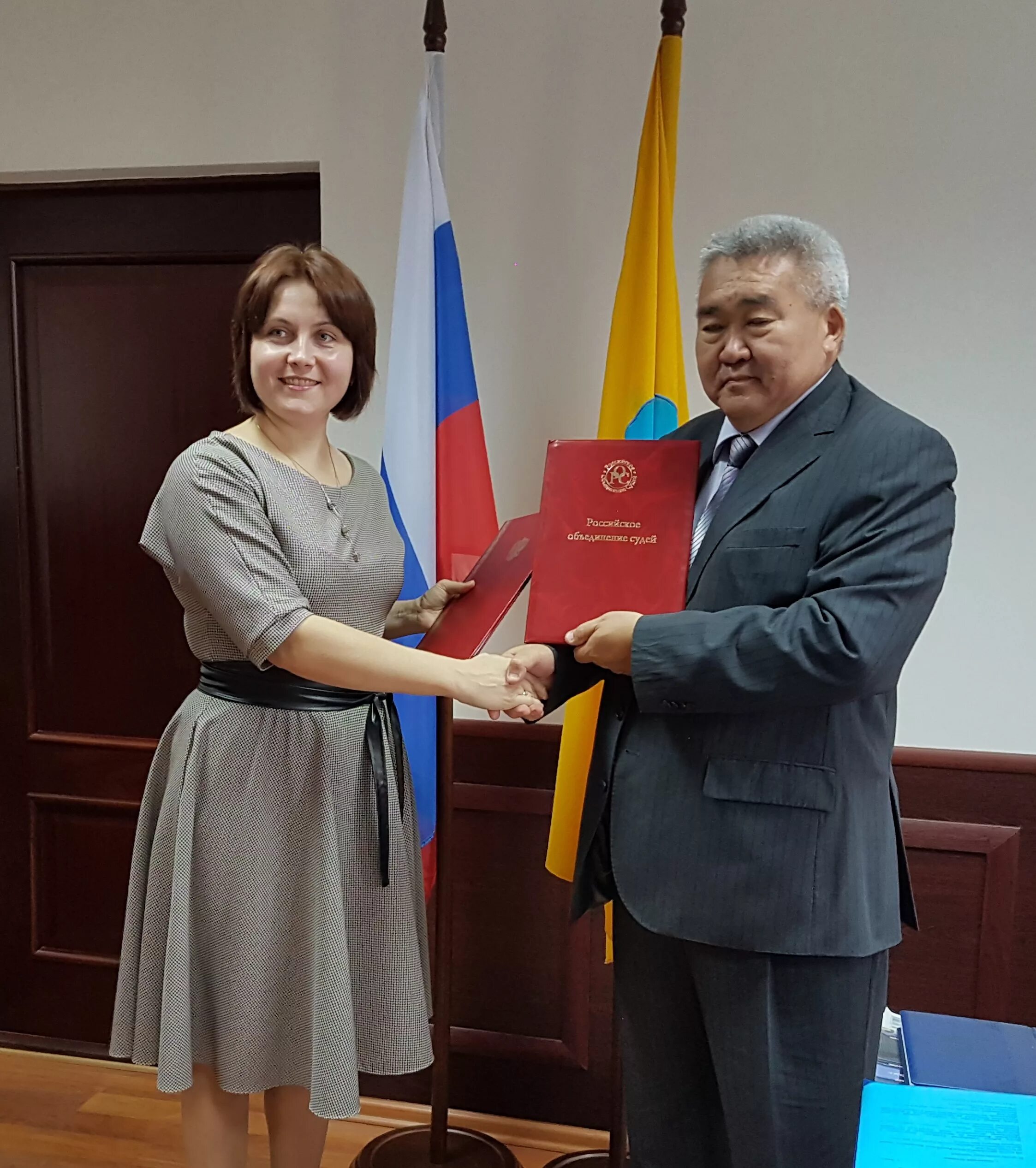 Судья цакирова элистинский городской. Карсаев судья калмыкия. Городской суд элиста. Верховный суд калмыкии. Яшкульский районный суд калмыкии.