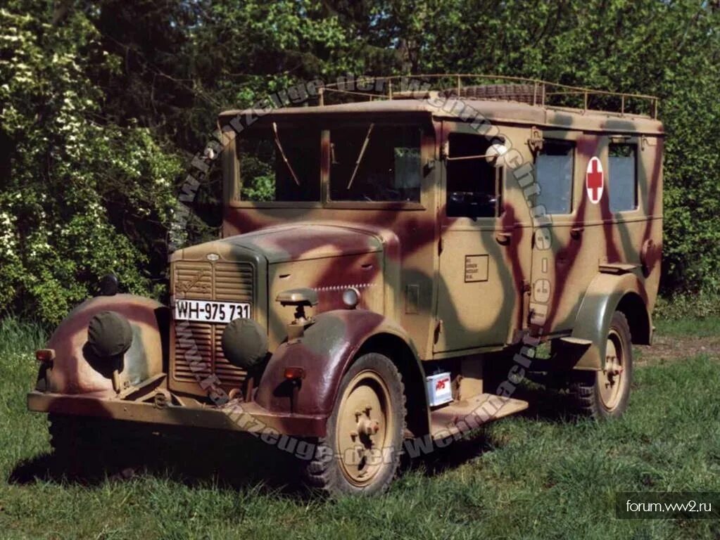 Опель блиц вермахта 1500. Opel Blitz 1930. Грузовики вермахта второй мировой войны. Опель блиц вермахта.