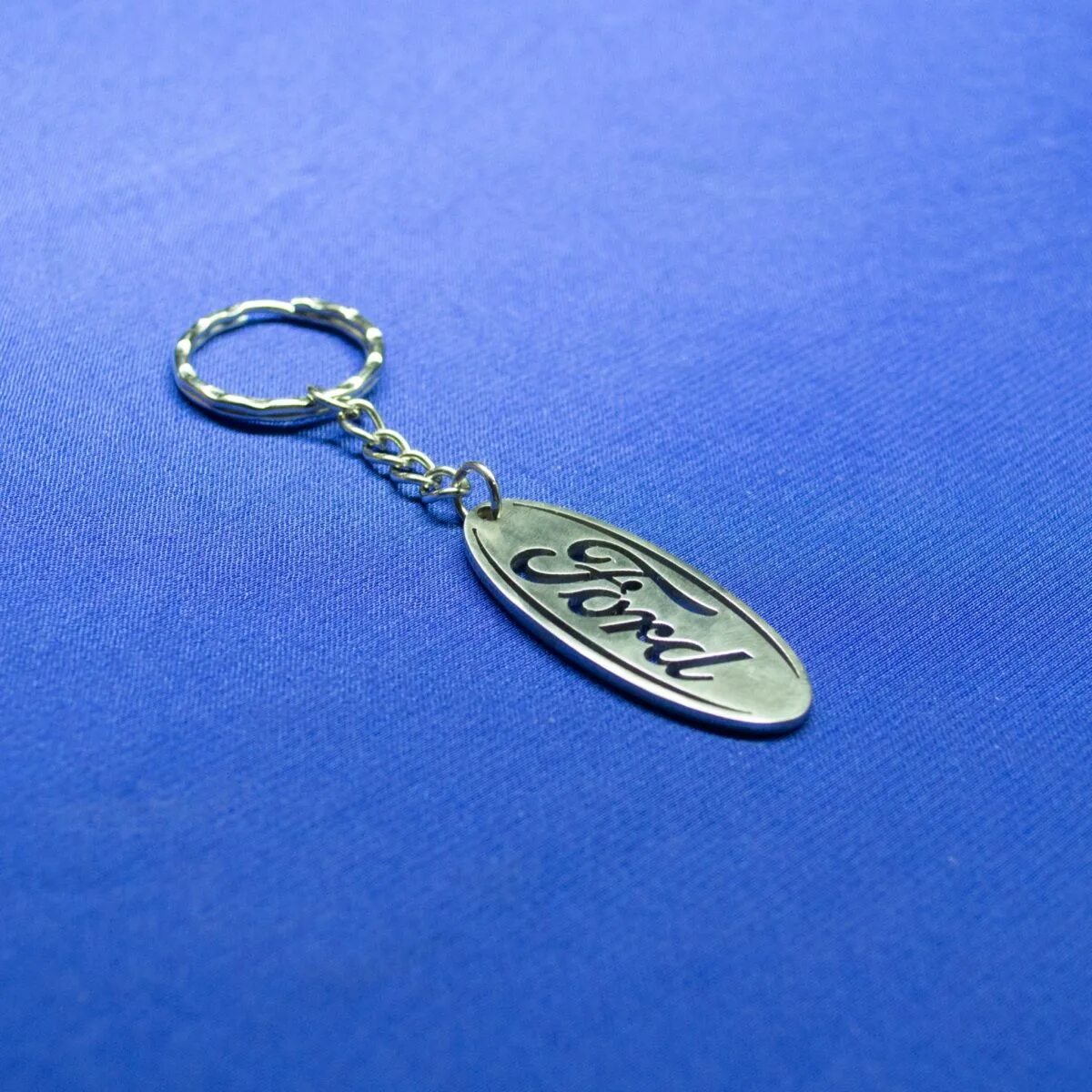 Брелок ключа ford арт. Брелок форд фокус 2 метал. Брелок ford c-max keyring. Брелок форд фокус 2 метал. Брелок форд фокус 1 на ключи.