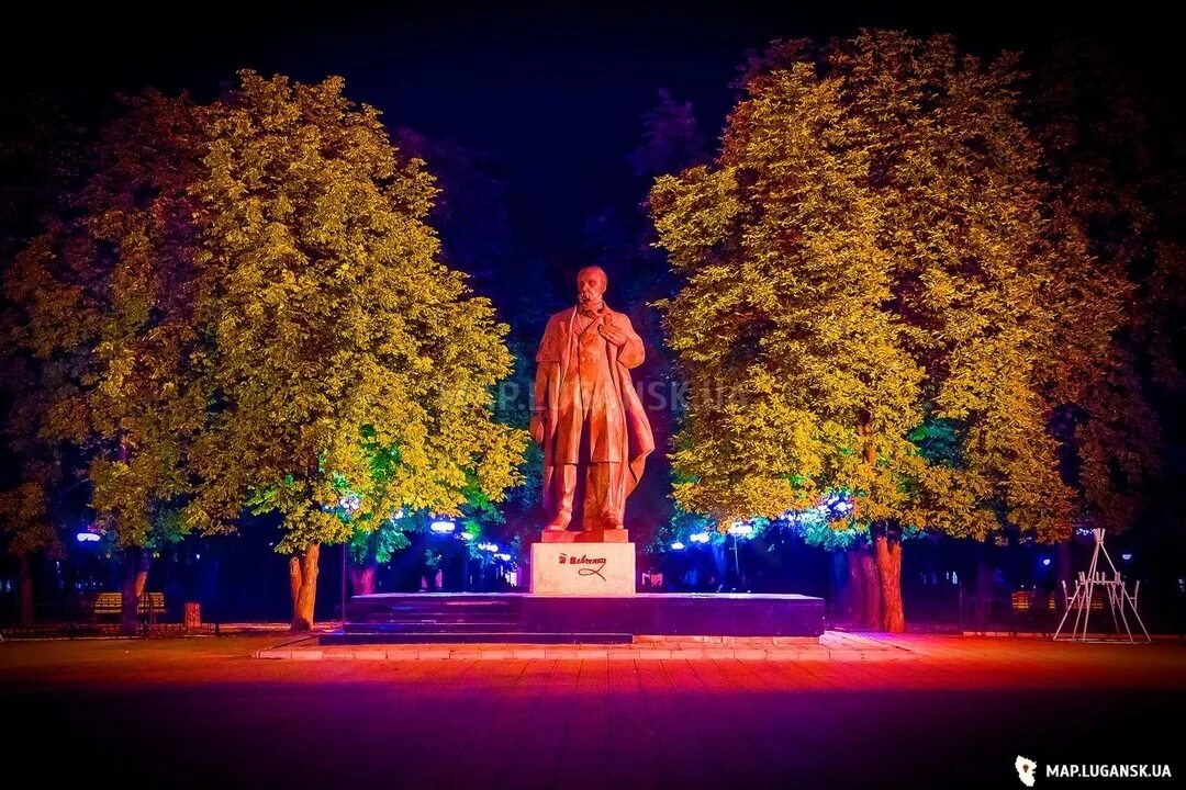Луганск указатель. Луганская республика столица. Луганск красивые места. 16 про луганск. Достопримечательности города луганска лнр.