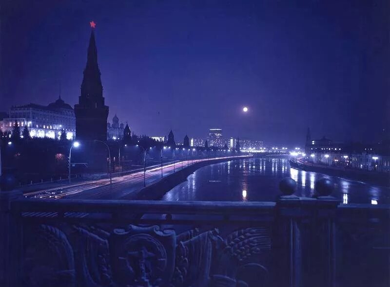 Невероятные снимки ночной Москвы 1970-х годов на фотопленке "KODAK". 30 кадров С
