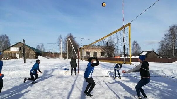 Няндома Архангельская область. Волейбол на снегу. Спортивная школа Няндома. Беломорские игры.