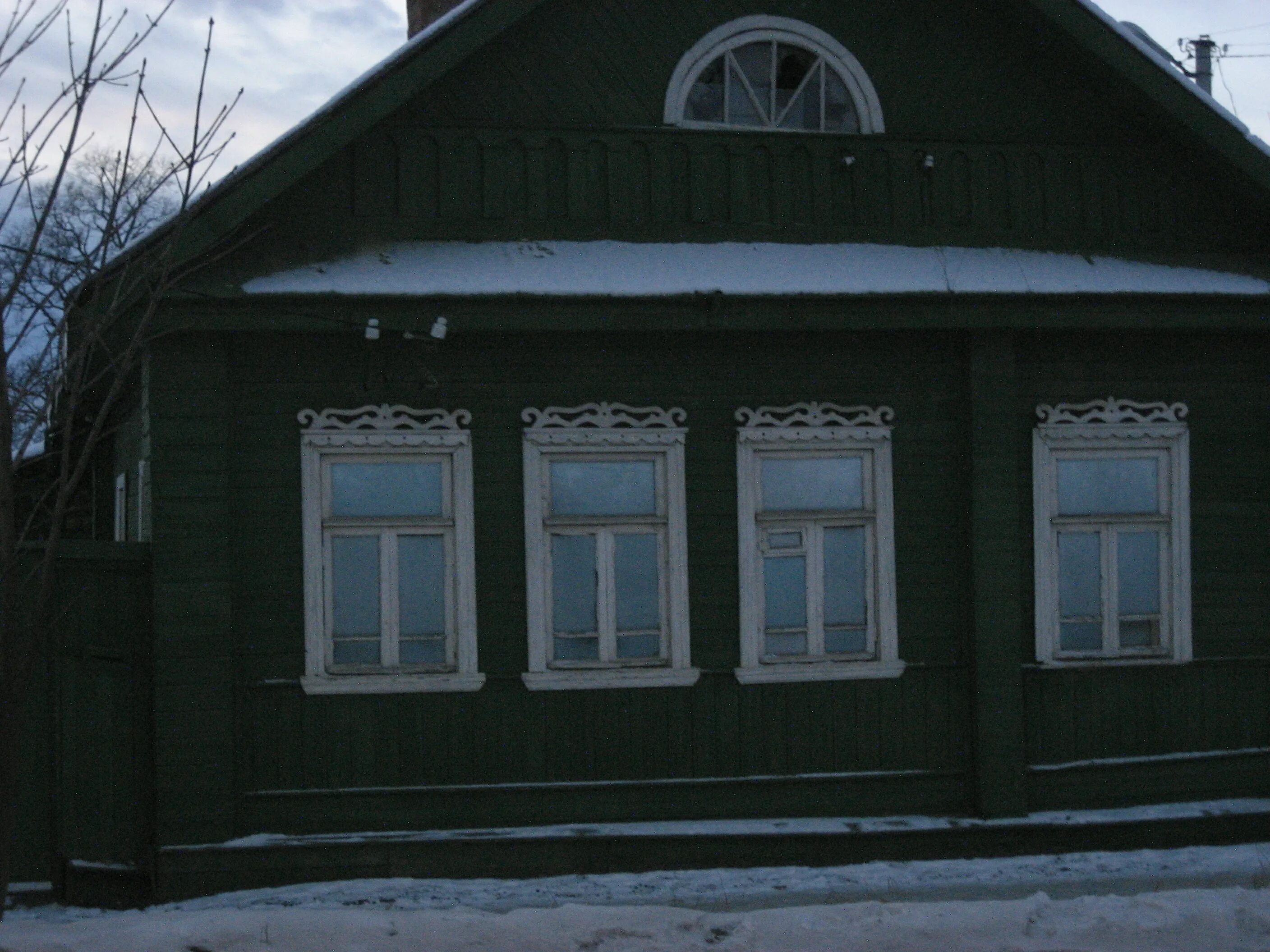 Дом в старой Руссе. Старая Русса домик. Дом клик Старая Русса. Старая Русса ул.Кириллова 12. Купить квартиру в старой руссе новгородской