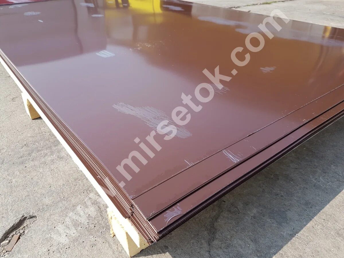 труба водосточная оцинкованная. лист плоский (0,5) (ral 9003). антикоррозийная изоляция стальных труб dn250 l=230 м. изоляция трубопровода: ленточная полимерно-битумная. полимерный стальной.