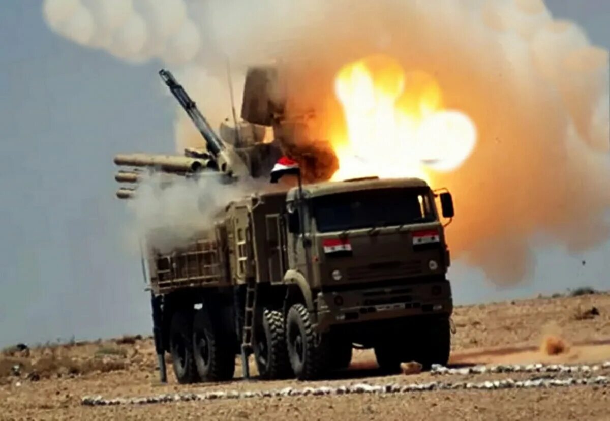 Работа панцирь с1 видео. Танк панцирь 1. Тзм панцирь с1. Работа панцирь с1 видео. Панцирь-с1 против байрактар.