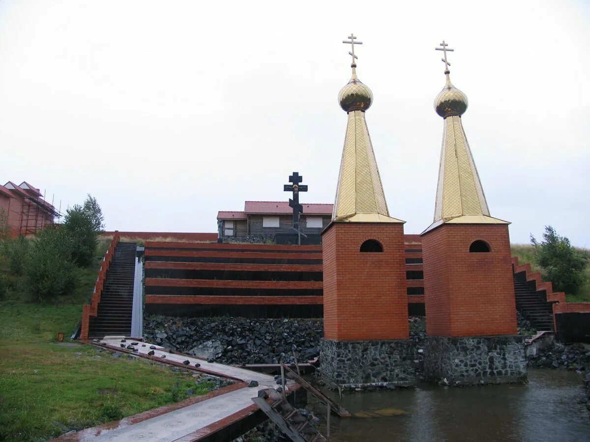 Святые источники самарской области. Вечканово Святой источник в Самарской. Родник в Вечканово Самарской области. Родник в селе старое Вечканово. Вечканово Самарская область Исаклинский район Святой источник.