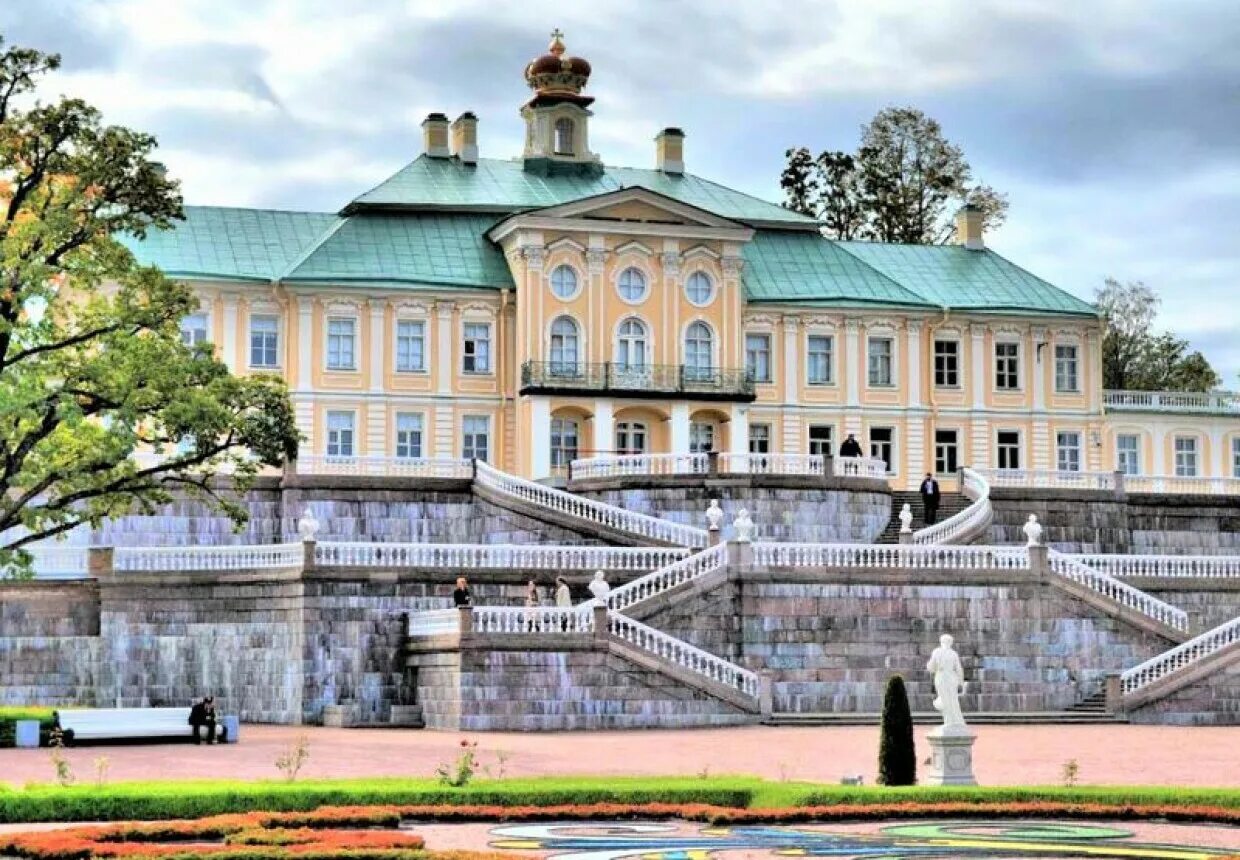 Ораниенбаум (дворцово-парковый ансамбль). Большой Меншиковский дворец в Ораниенбауме. Ломоносов город Ораниенбаум. Поместье Меньшикова Ораниенбаум.