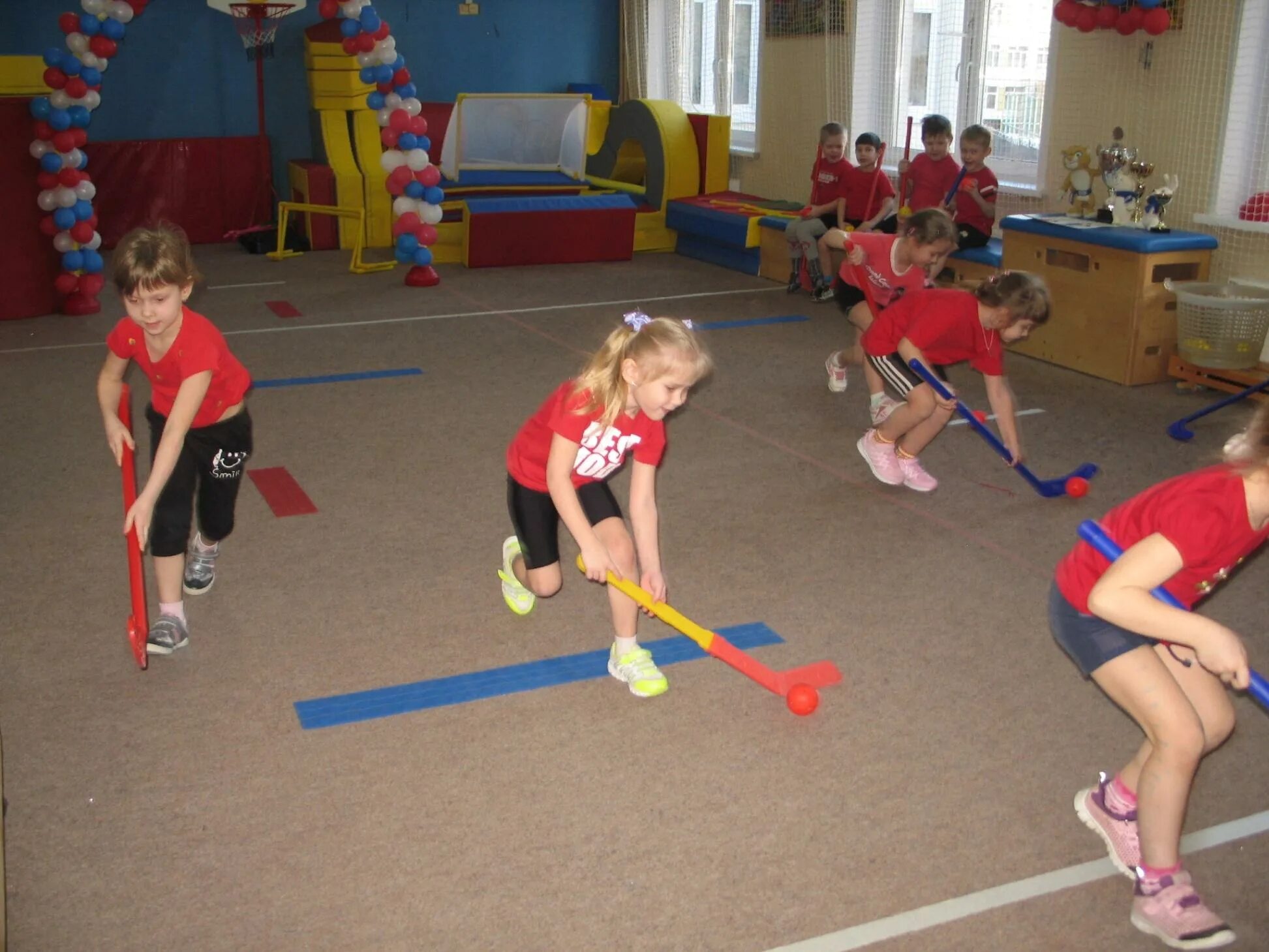Спортивные упражнения для дошкольников. Спортивные соревнования для детей. Спортивные соревнования в детском саду. Спортивные и подвижные игры.