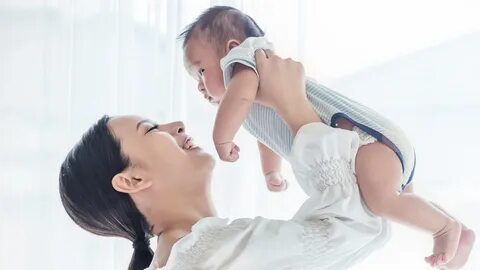 Дик фотодағы түкті кискасы бар аққұба