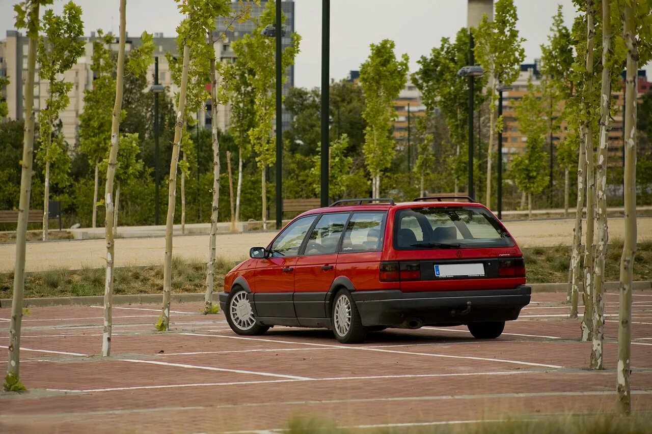 Купить фольксваген в3. VW Passat b3 универсал. Volkswagen b3. Фольксваген Пассат в3. Фольксваген Пассат b3 универсал.