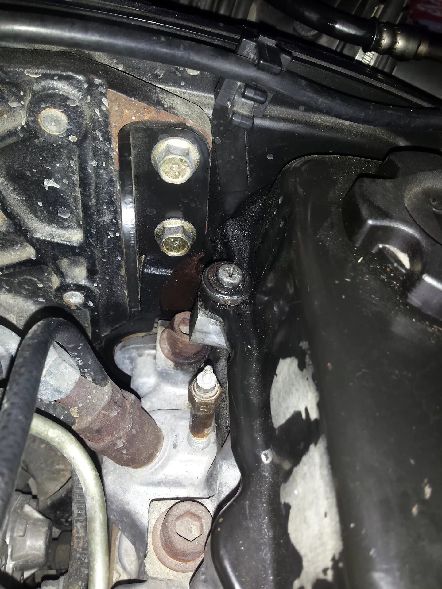 заменил свечи накала - Nissan X-Trail II (t31), 2 л, 2012 года своими руками DRI
