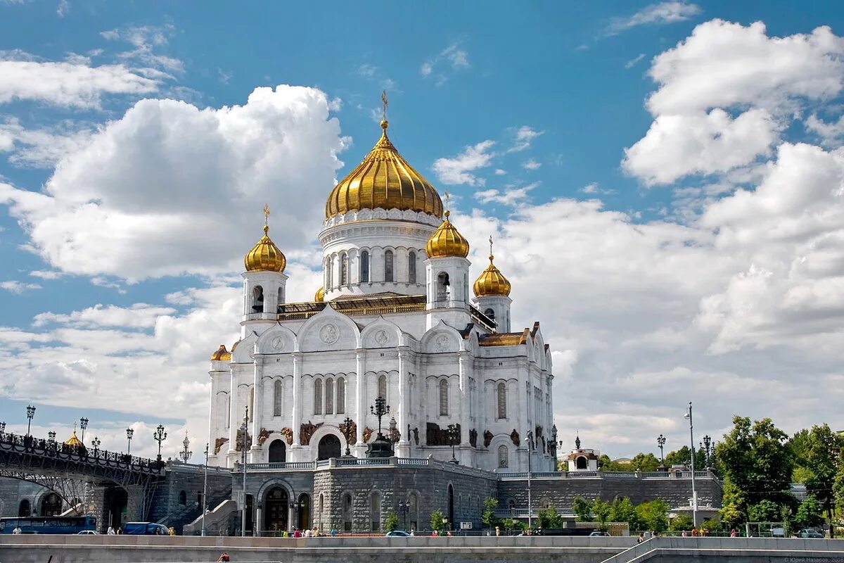 В каком году христа спасителя. Москва. храм христа спасителя. храм христа спасителя тон. пятиглавый храм христа спасителя. москва. храм христа спасителя архитектурный стиль.