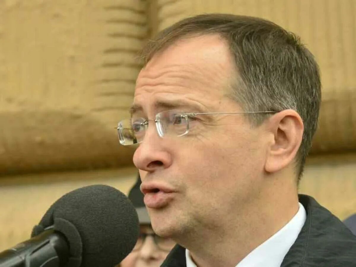 Мединский про историю. Мединский. Володя Мединский. Владимир Мединский помощник президента Российской Федерации. Мединский историк.