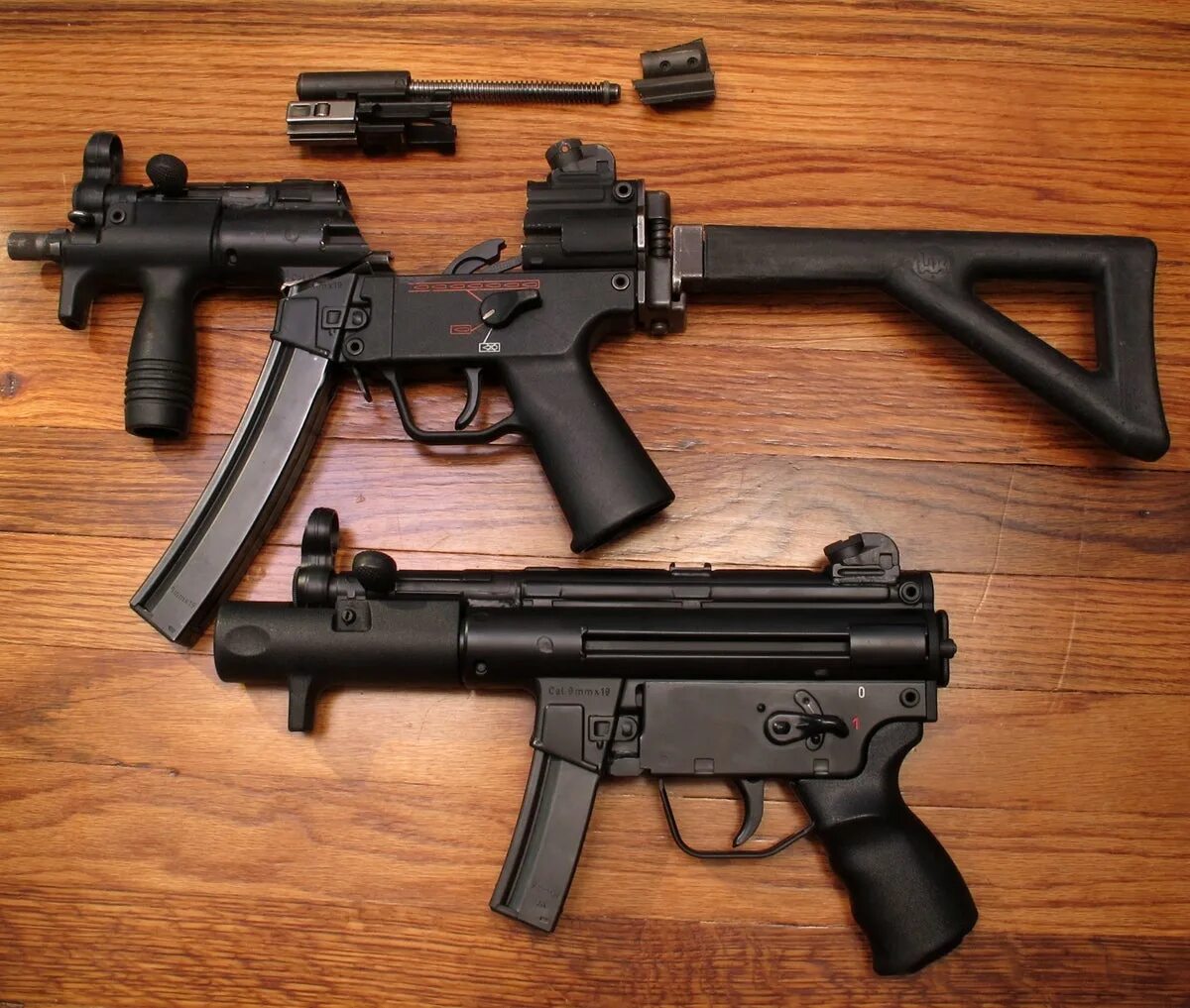 5 mp n. HK mp5 Navy. Mp5k. HK mp5k Silencer.