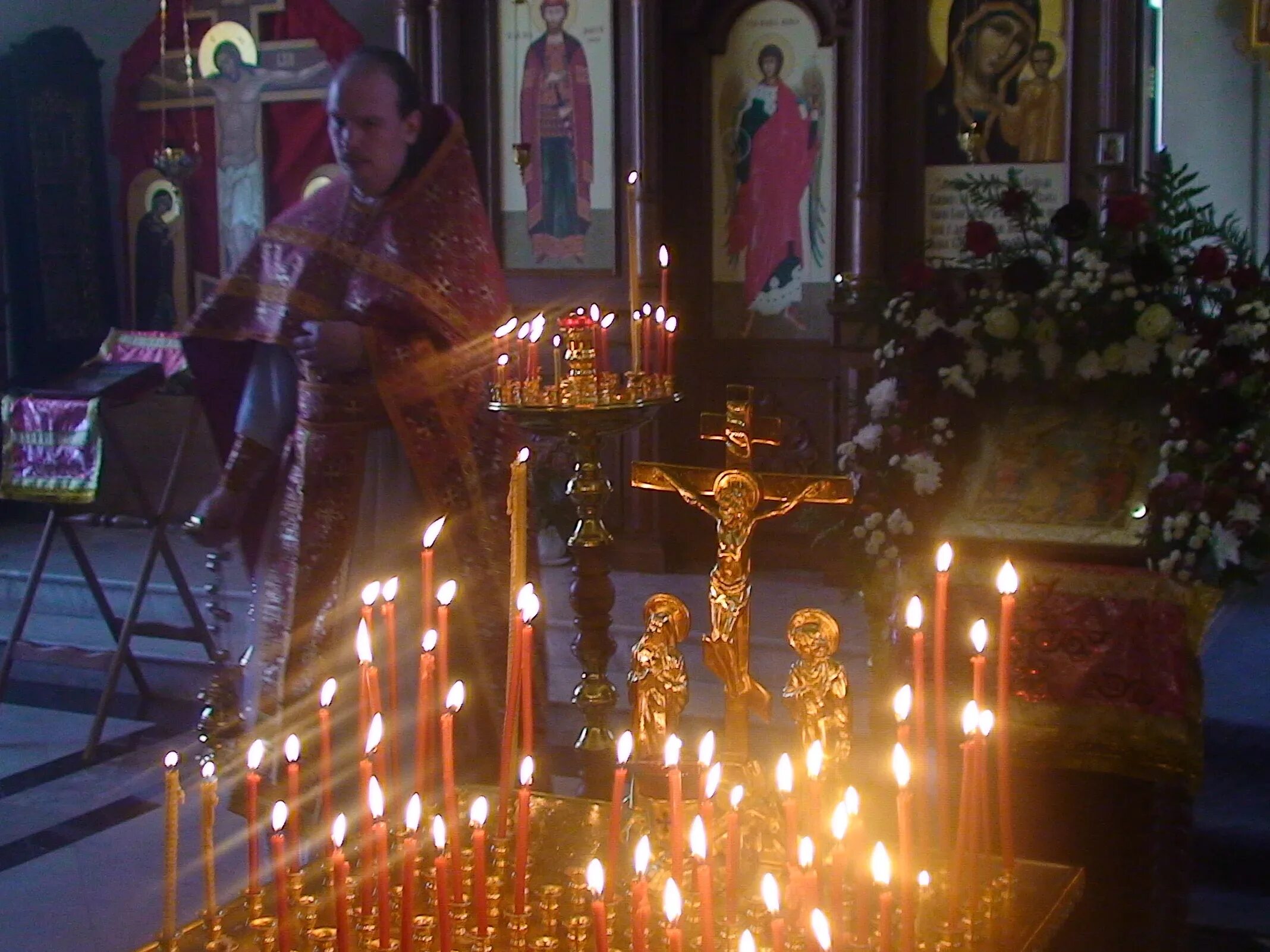 Радуница храм. Икона Радоница поминовение усопших. Великая Радоница. Радуница это церковный праздник. Пасха и радуница 2024 году в беларуси