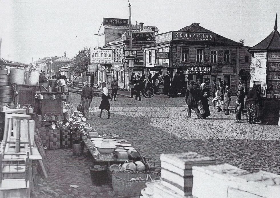 Видео начала 20 века. Базарная площадь Марьиной рощ. Россия 1910 год Москва. Базарная площадь в Чебоксарах, 1913 год..