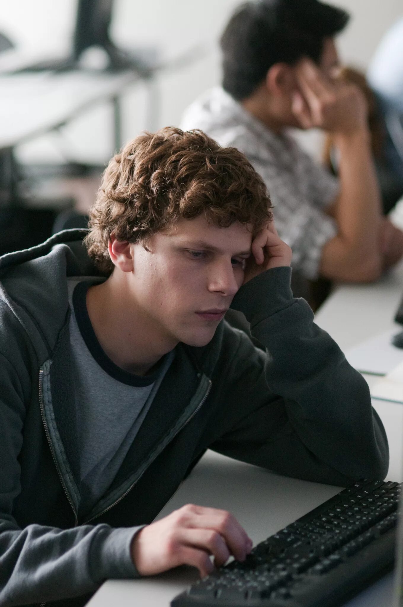 Джесси Айзенберг the social Network. Джесси Айзенберг 2010. Кинопоиск 2010