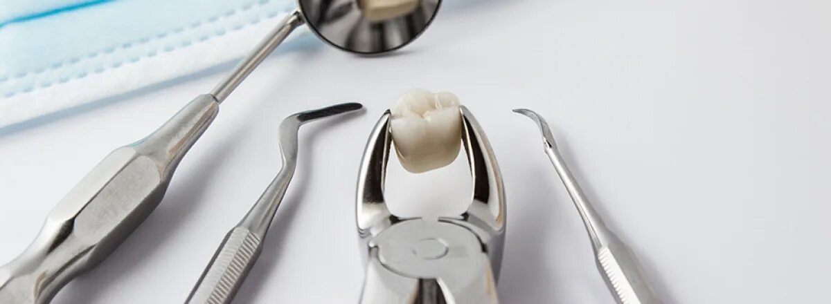 Стоматологические инструменты. Удалить зуб в архангельске. Профгигиена (ультразвук + air-flow). Удалить зуб в архангельске. Стоматология на ломоносовском проспекте.