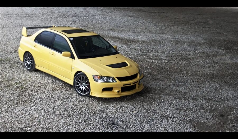 Mitsubishi life. 111 Эволюшн 8. Коробка Mitsubishi Lancer Evolution 8. Дроссель Эволюшн 8. Эволюшн 8 в профиль.