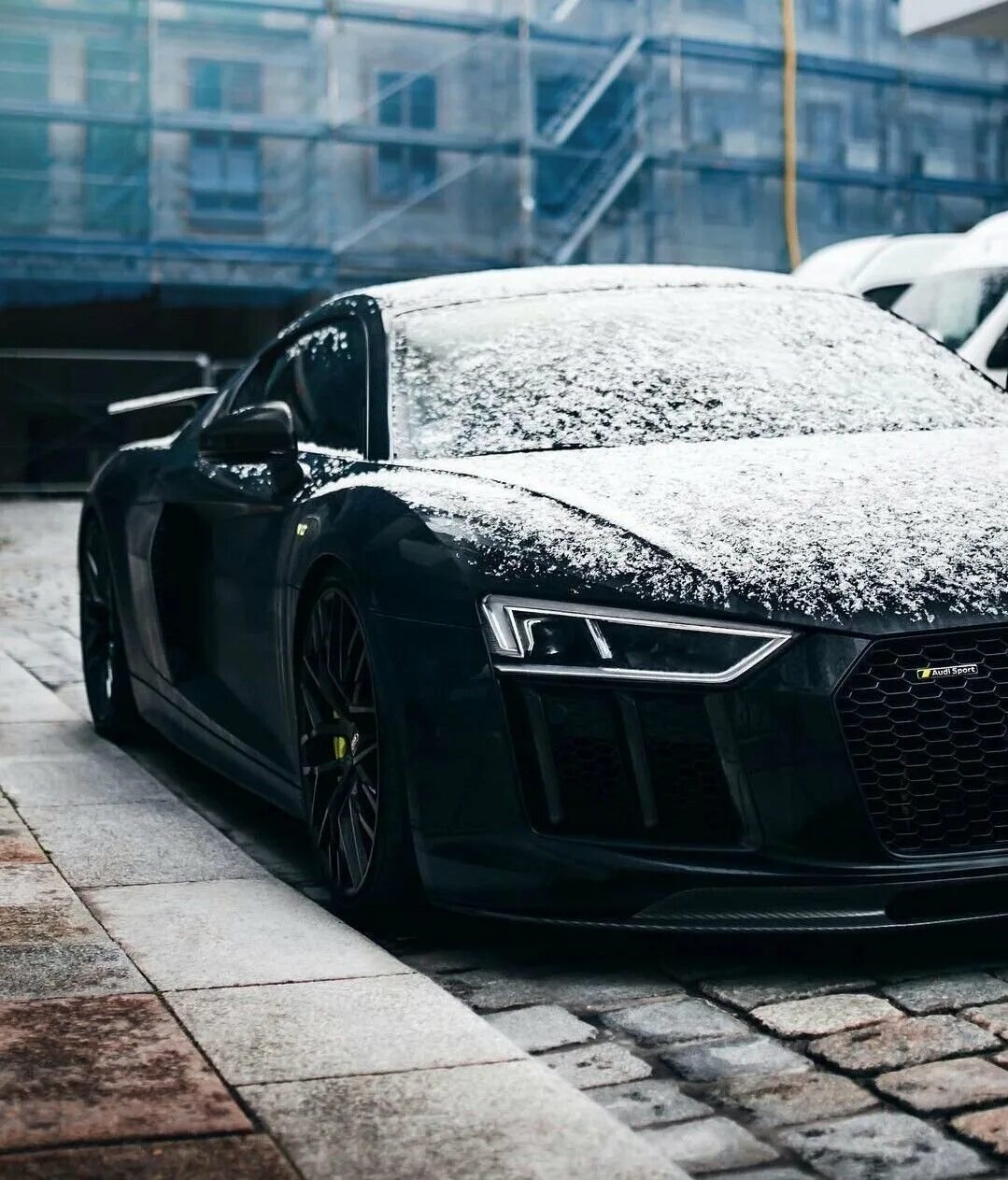 Ауди на аву. Audi r8. Ауди r8 Black. Ауди r8 черная. Машина Audi r8.