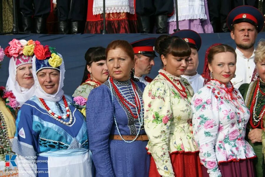 Тулумбас картинки. Крымские тулумбасы. Крымские тулумбасы. Культура крыма фото. Крымские тулумбасы.