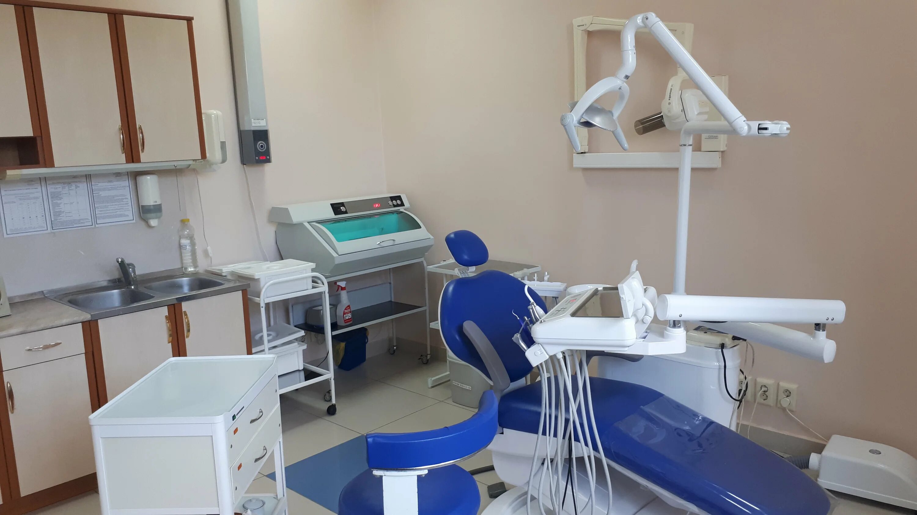 Дентал хелп. Плакаты для стоматологии. Dental office logo. Дентал хелп. Дентал хелп.