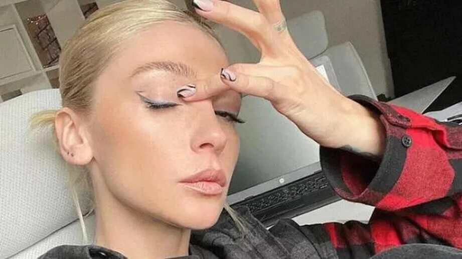 Настя ивлеева плэйбой 2021. Настя ивлеева 2021. Вечеринка ивлеевой 2021. Настя ивлеева и элджей. Что ждет звезд после вечеринки ивлеевой.