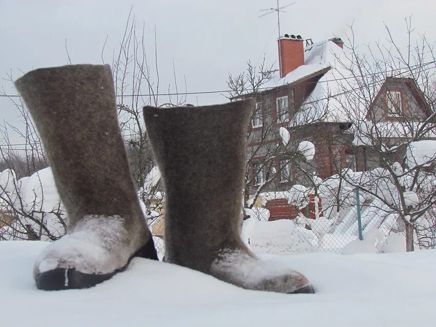 сапоги-валенки нордман женские зимние. валенки старинные. валенки старинные. 16 февраля день русского валенка. дырявые валенки.