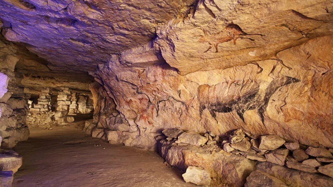 Cave v. Пещера Ласко во Франции. Грот Ласко Франция. Пещера Монтиньяк Франция. Пещера грот де Ласко.