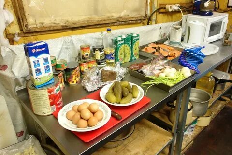 Пища внутри