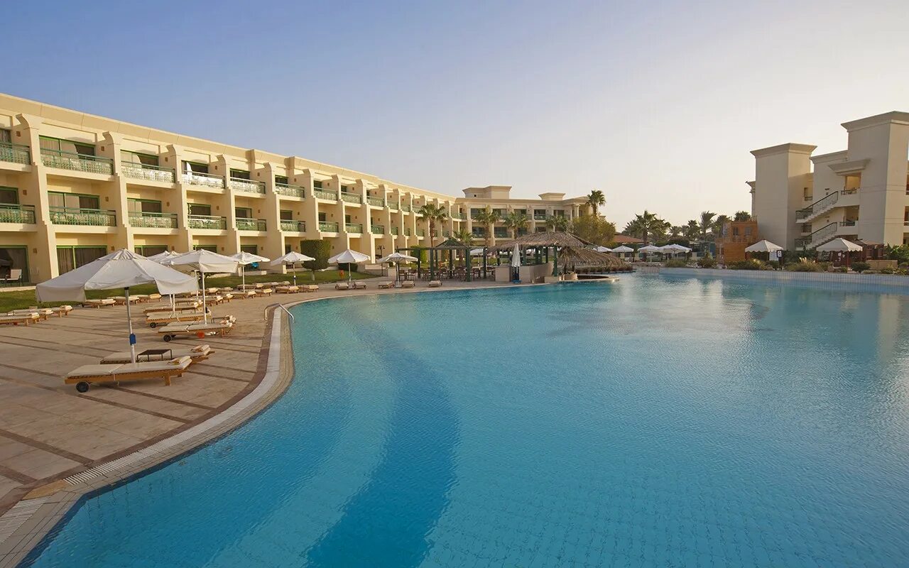 Отель Swiss Inn Resort Hurghada.