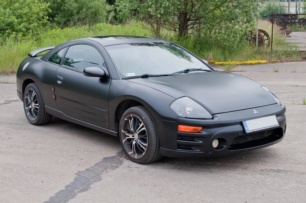 Мицубиси эклипс цена. Mitsubishi Eclipse. Mitsubishi Eclipse черный. Mitsubishi Eclipse серый. Митсубиси Эклипс 3 черный.