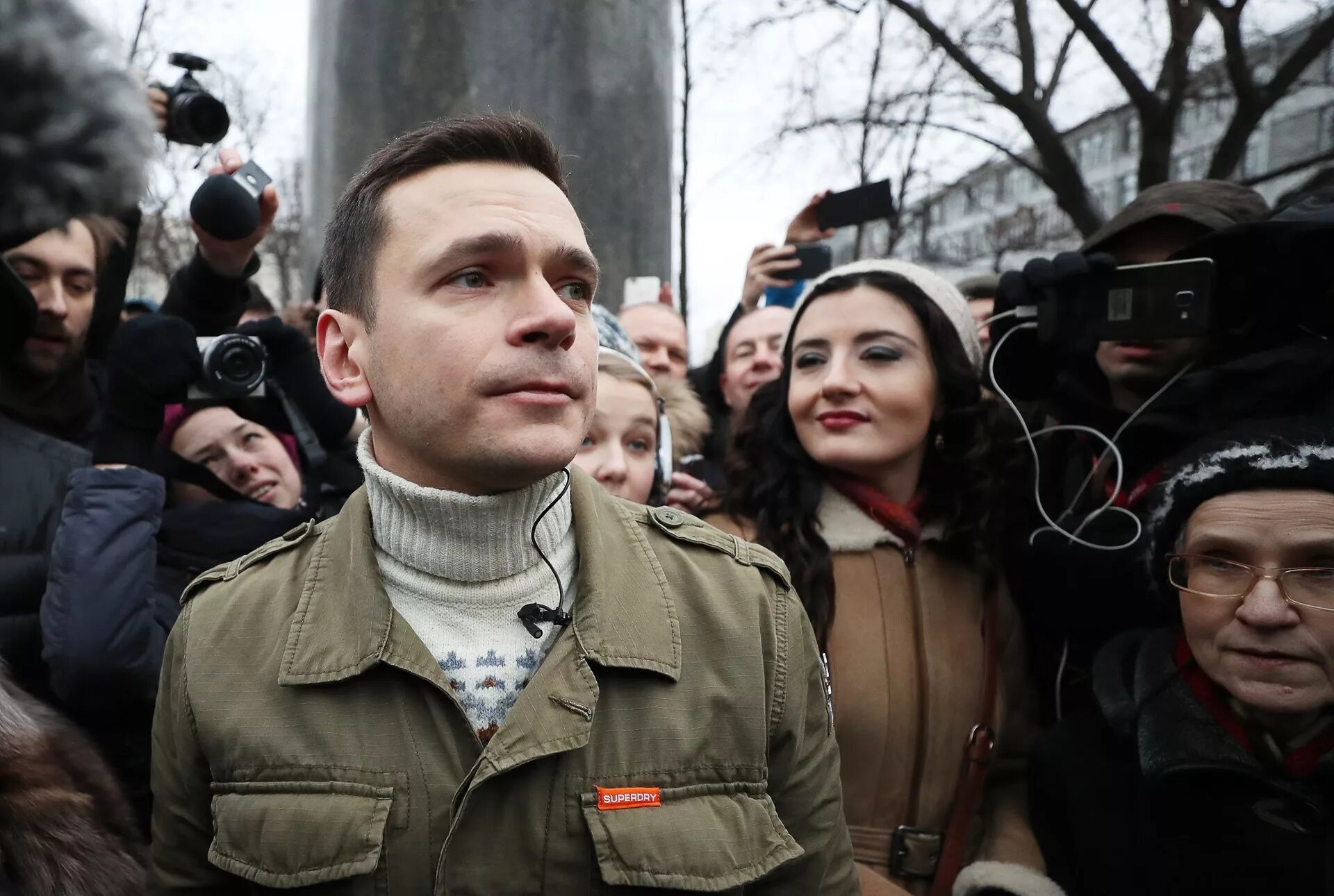 Внесистемная оппозиция в россии. Где сейчас оппозиционеры. Алексей навальный в германии. Оппозиционеры в мосгордуме. Сергей удальцов болотная.