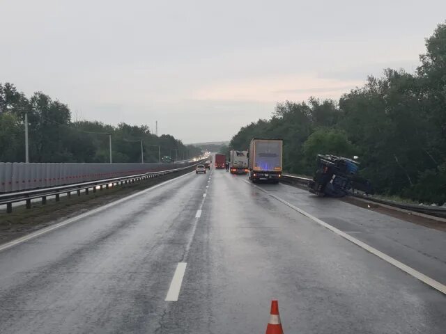 М5 самарская область. Трасса м5 Самара. Трасса м1 Самара. М5 гостиница пекинка на трассе Самарская. Авария на трассе м5 Урал 2021.