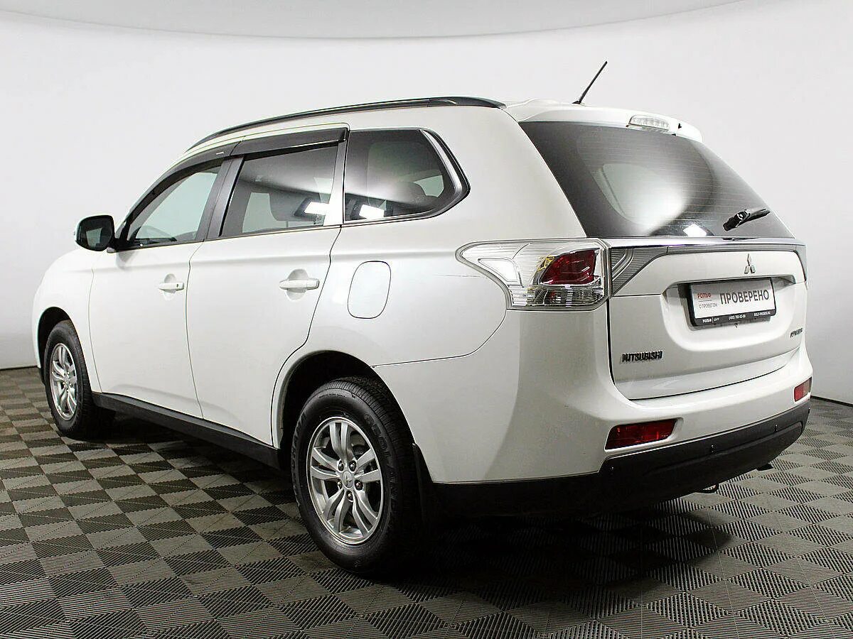 Mitsubishi outlander 3 поколения. Mitsubishi outlander 3. мицубиси аутлендер 4. Mitsubishi outlander 3. Mitsubishi outlander 3.