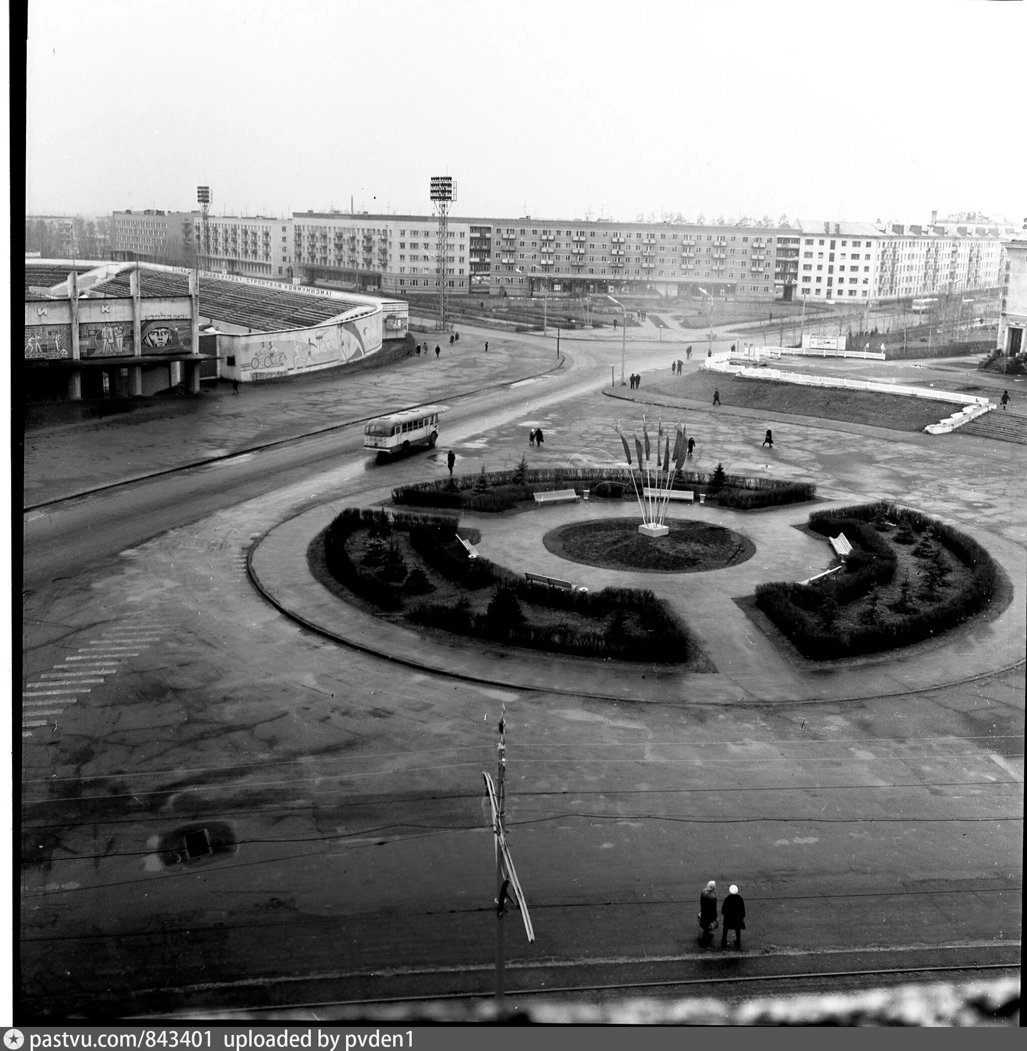 Площадь дзержинского фото дзержинск Памятник Ф. Э. Дзержинскому, Дзержинск: лучшие советы перед посещением Tripadv