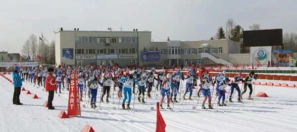 Стадион Раисы Сметаниной. Лыжный комплекс Раисы Сметаниной в Сыктывкаре. Сыктывкар стадион Сметаниной лыжный. Республиканский лыжный комплекс имени р. Сметаниной, село Выльгорт.