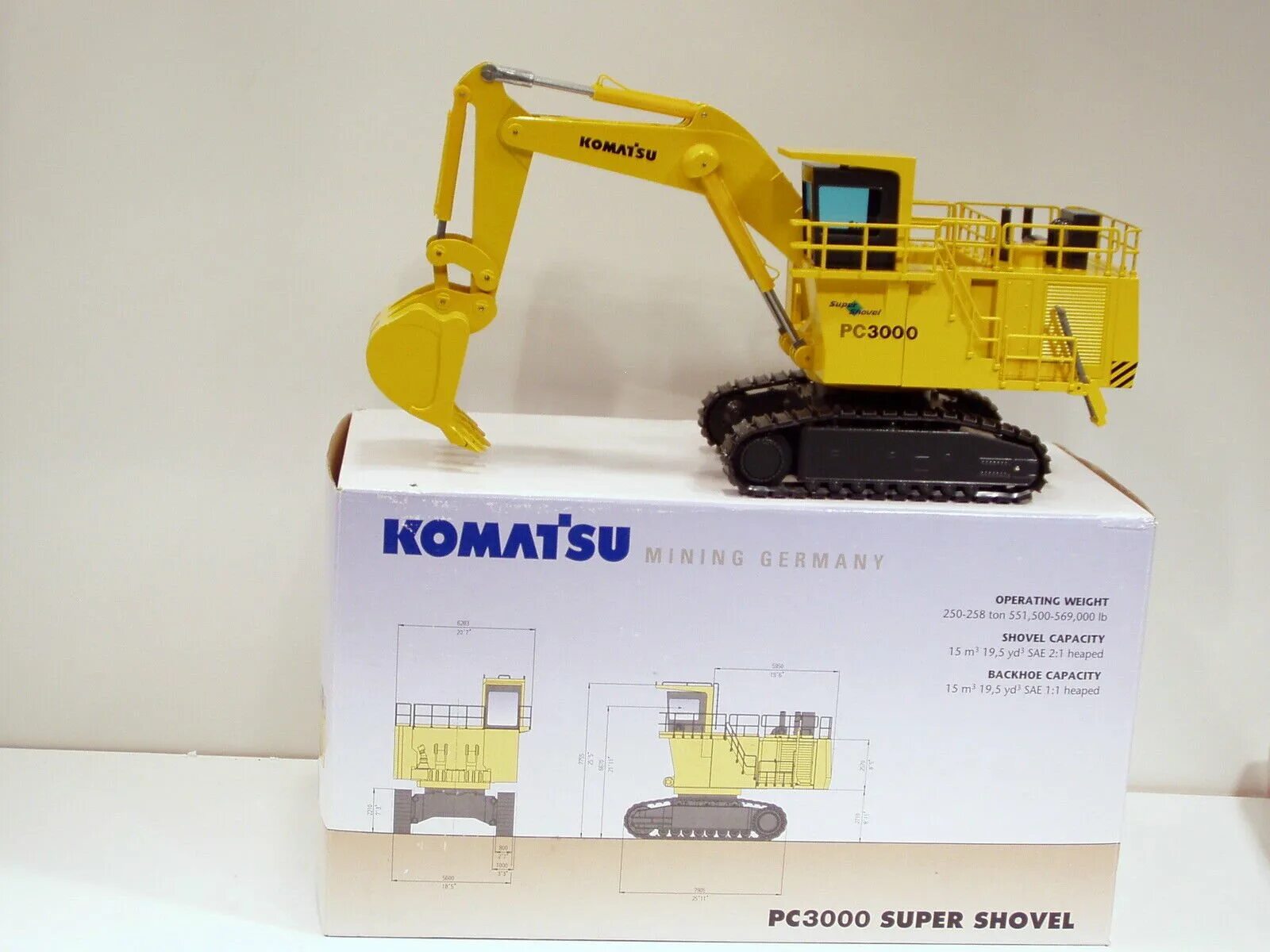 Экскаватор 3000. Komatsu pc3000. Komatsu 3000. Экскаватор Komatsu pc4000. PC 3000 экскаватор.