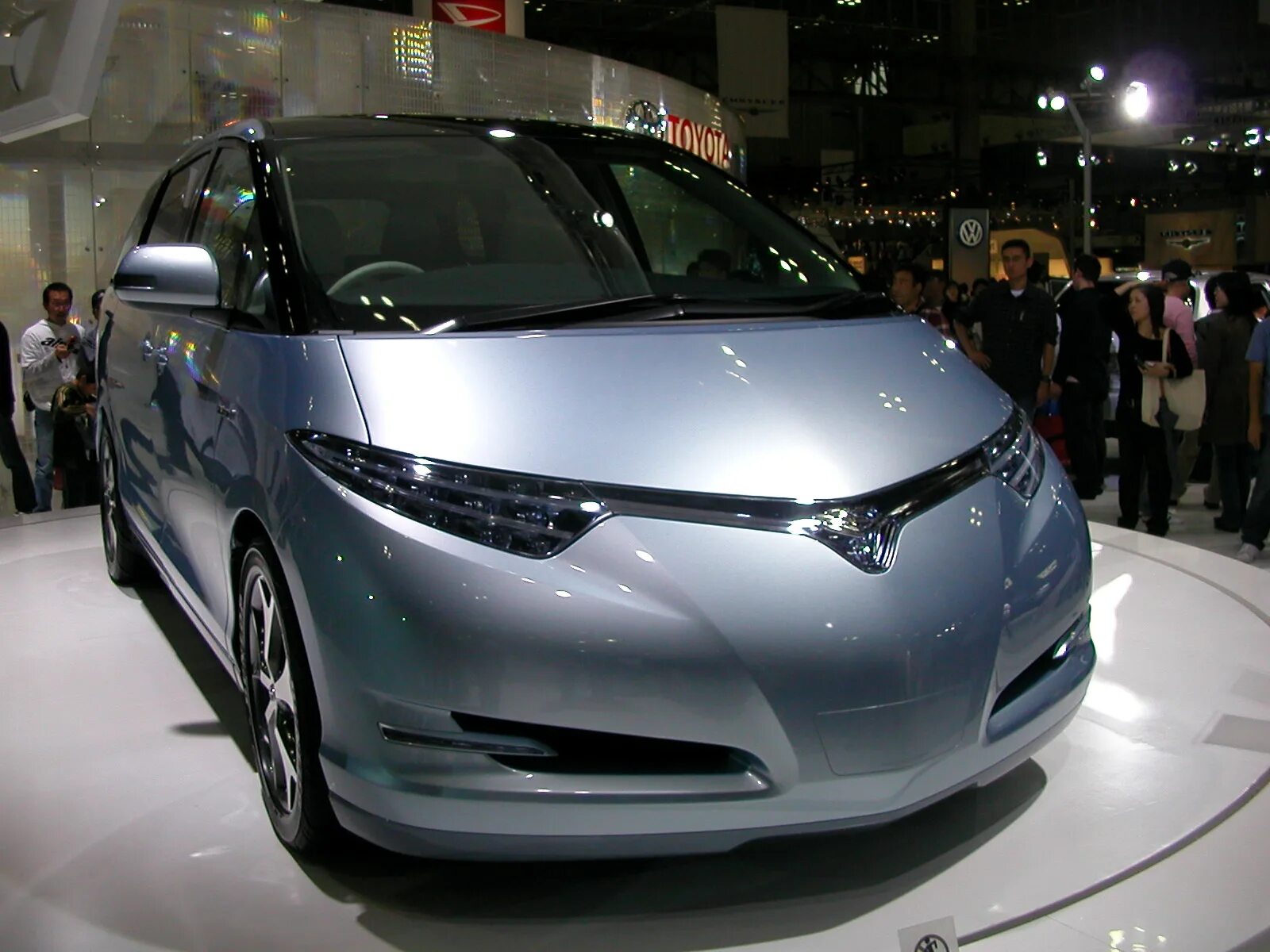 Тойота Эстима гибрид 2015. Toyota Estima Hybrid 2021. Тойота Эстима минивэн гибрид. Тойота Эстима гибрид 2022. Купить эстиму гибрид
