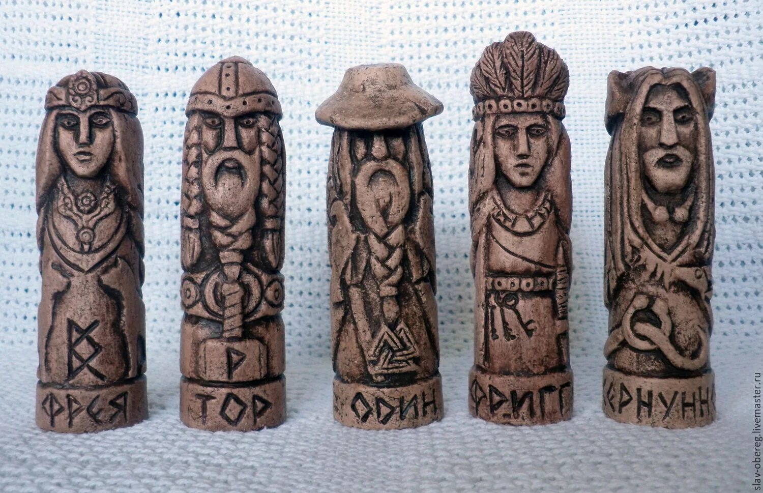 Изображение кумиров