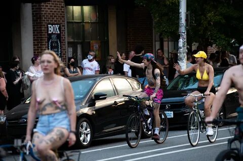 559" width="550" alt="Philly Naked Bike Ride 2022.