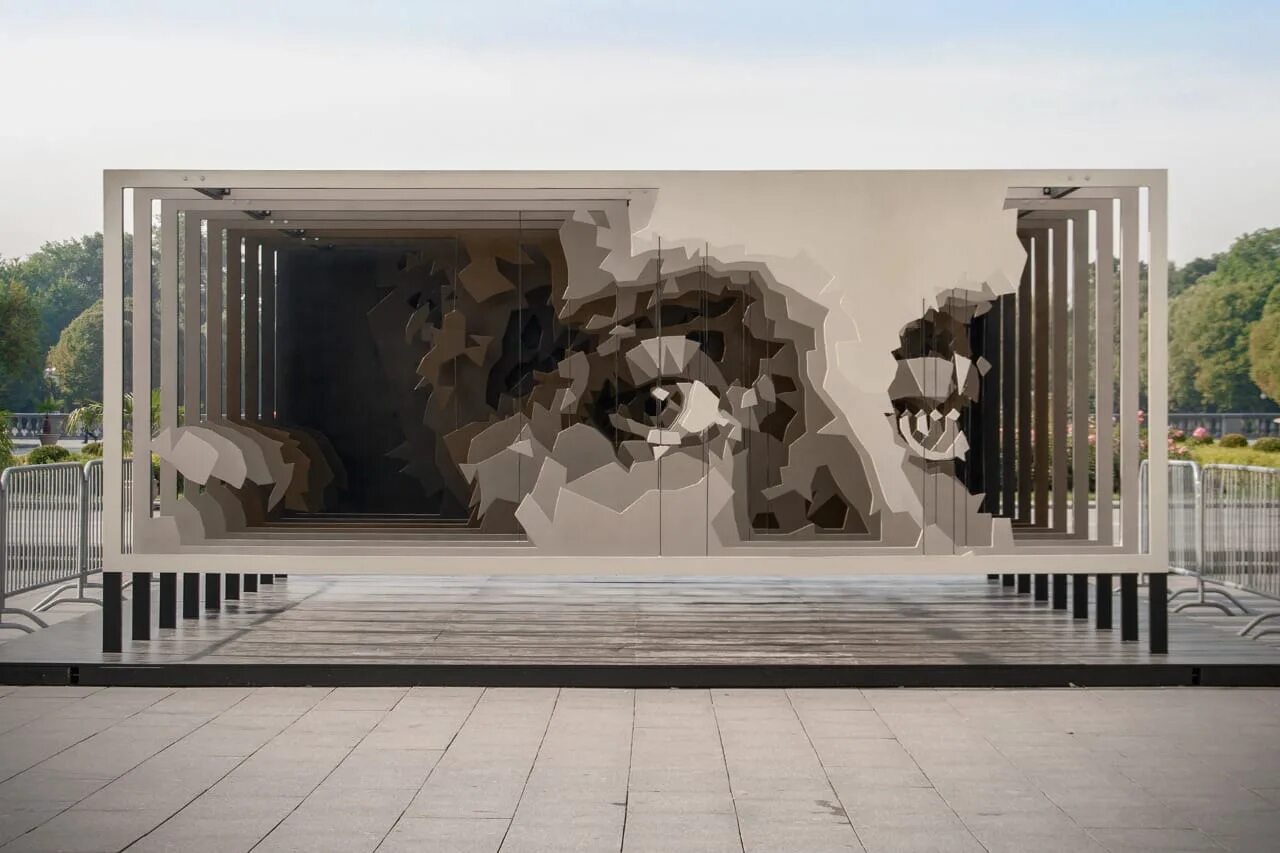 Свет на выставке. Интерьер современного музея. Элементы композиции. Экспозиция является частью композиции. Выставочный зал интерьер.