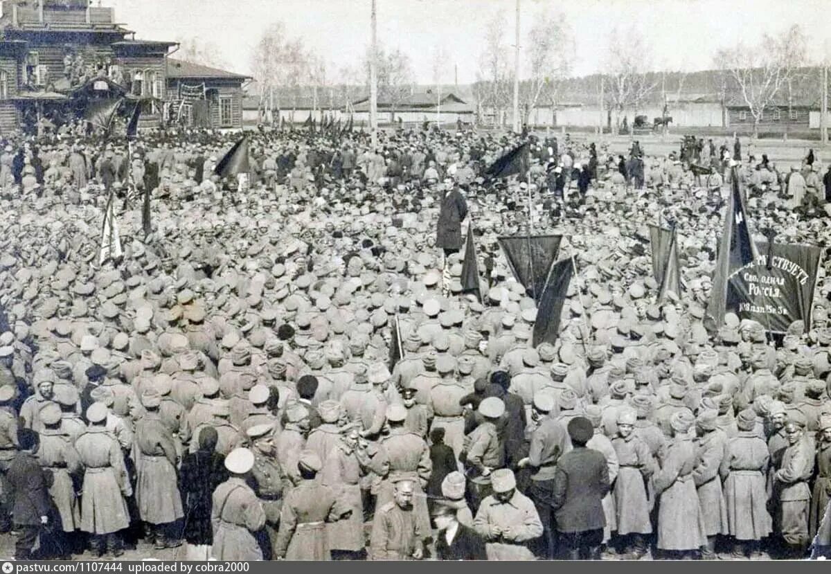 Митинг 1917. Екатеринбург в 1917 году. Революция на Урале 1917 Екатеринбург. Урал в годы революции 1917.