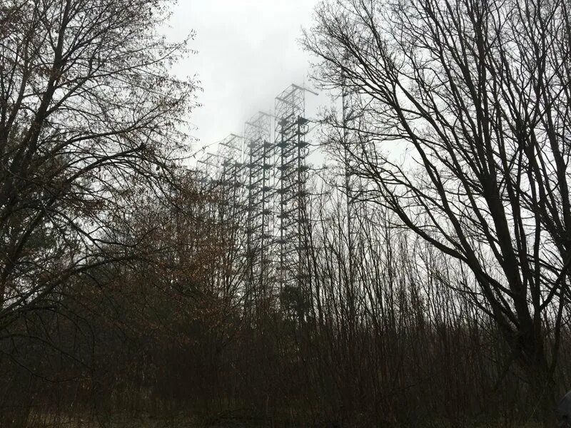 Какие объекты забыты в кирове. Чернобыльская зона отчуждения дуга. ЗГРЛС дуга-1. Аномалии Чернобыльской зоны. Аномалию и зону отчуждения.
